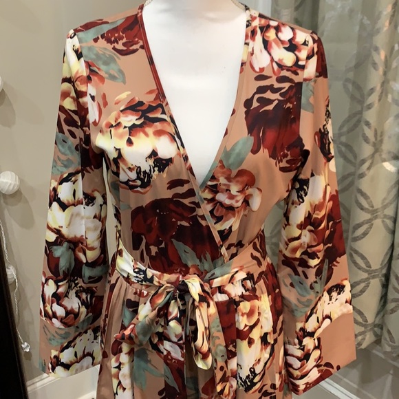 L’ATISTE Floral Jumpsuit - Picture 3 of 7